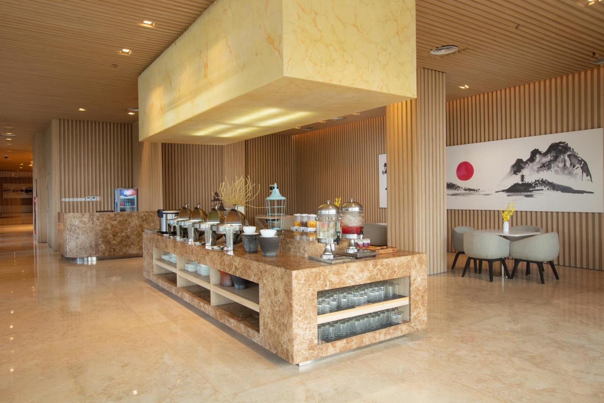 Louis Kienne Cikarang Hotel & Service Apartment Μπεκάσι Εξωτερικό φωτογραφία